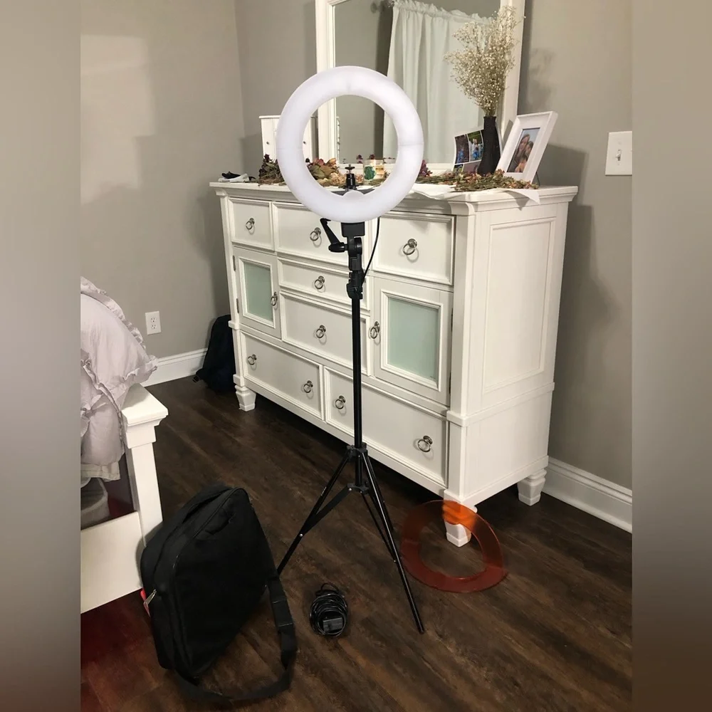 Ring light